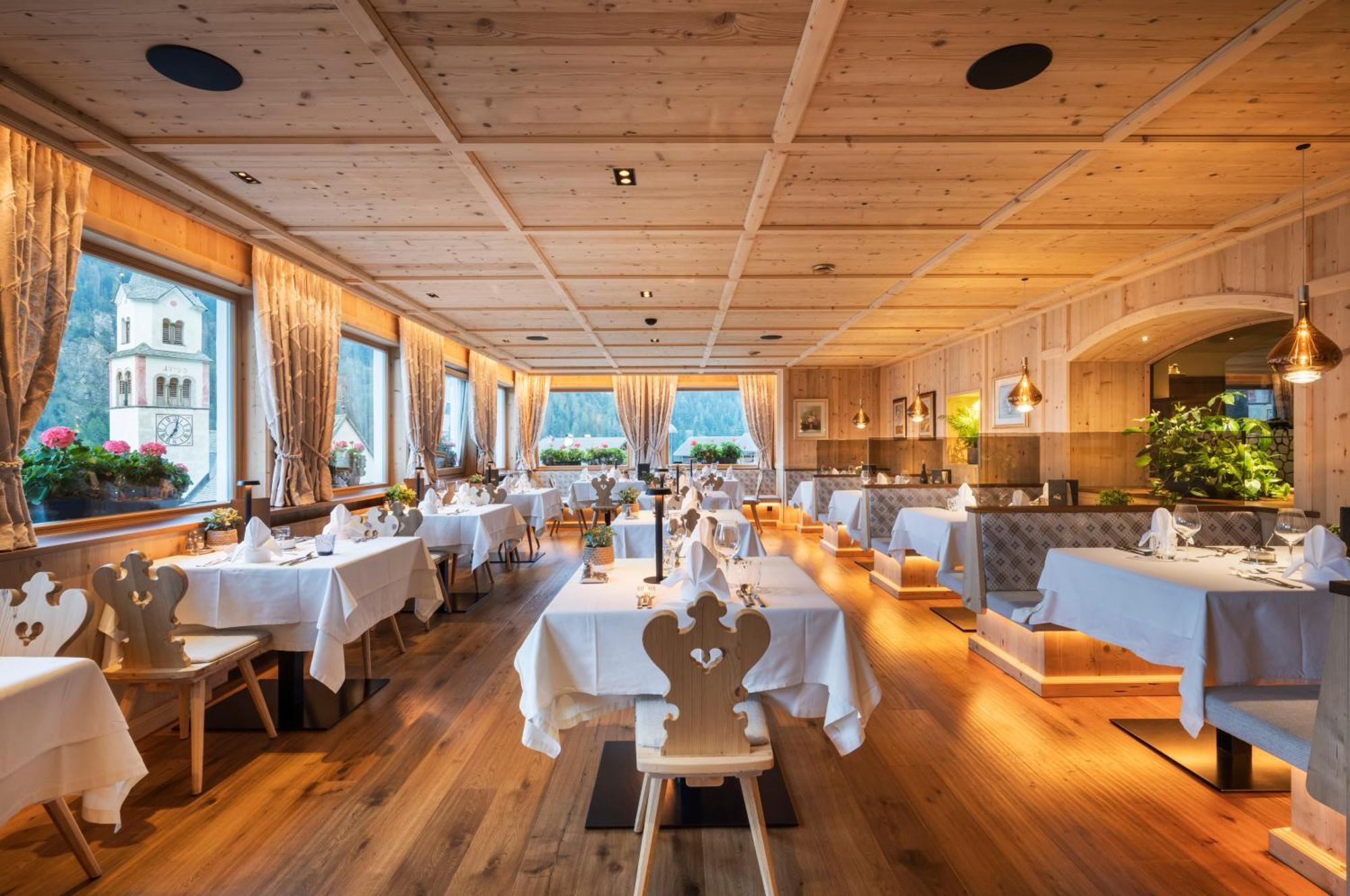 Hotel Platz Ortisei Zewnętrze zdjęcie